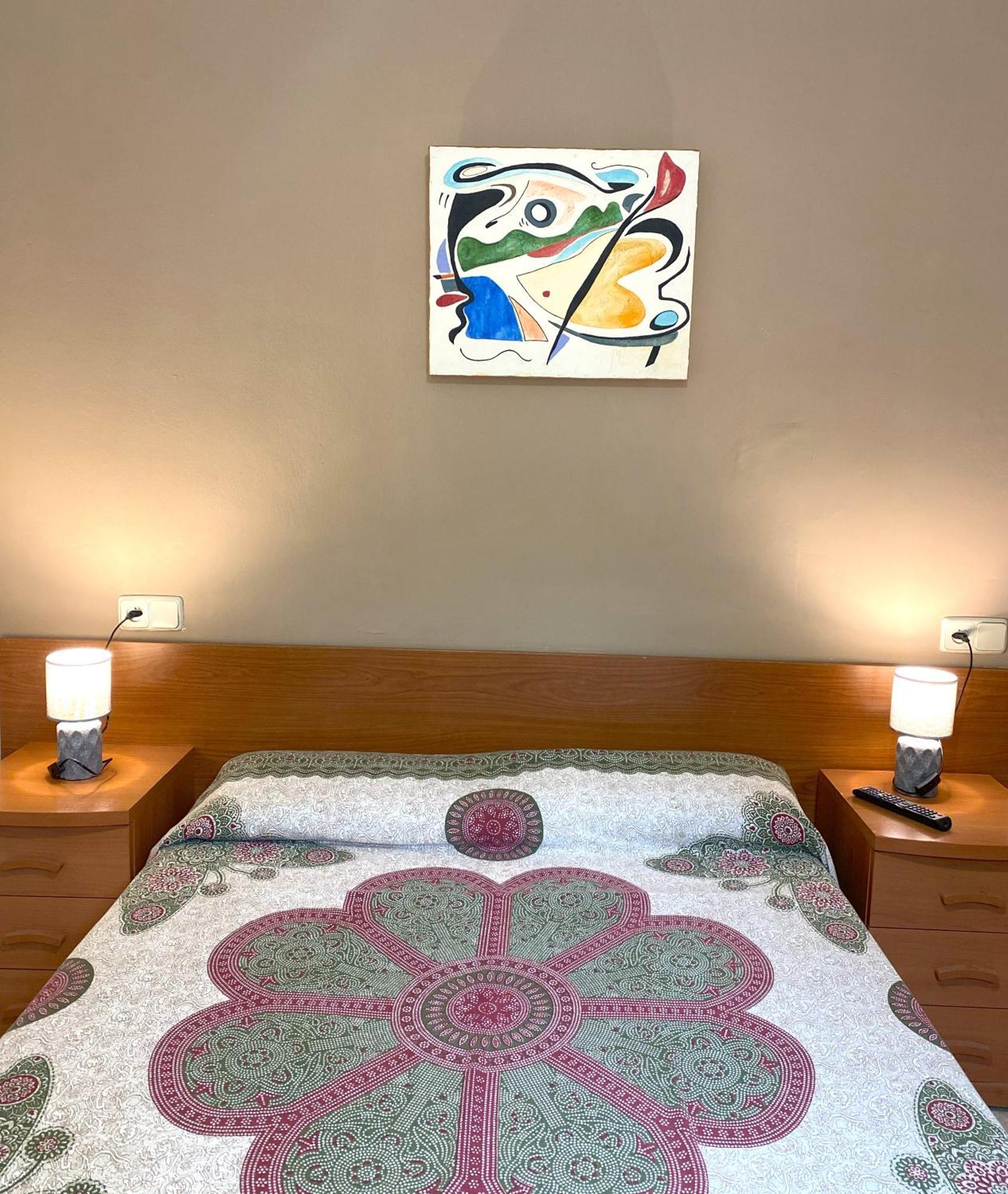 Hostal Lleida Segur de Calafell Buitenkant foto